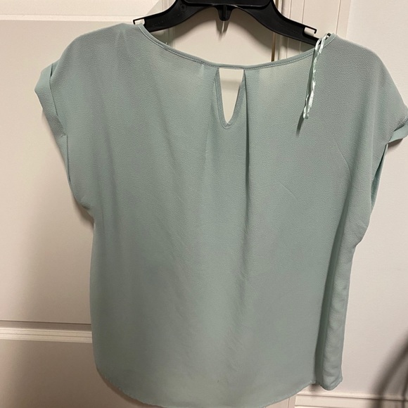 Women’s tops size Large - Picture 3 of 5